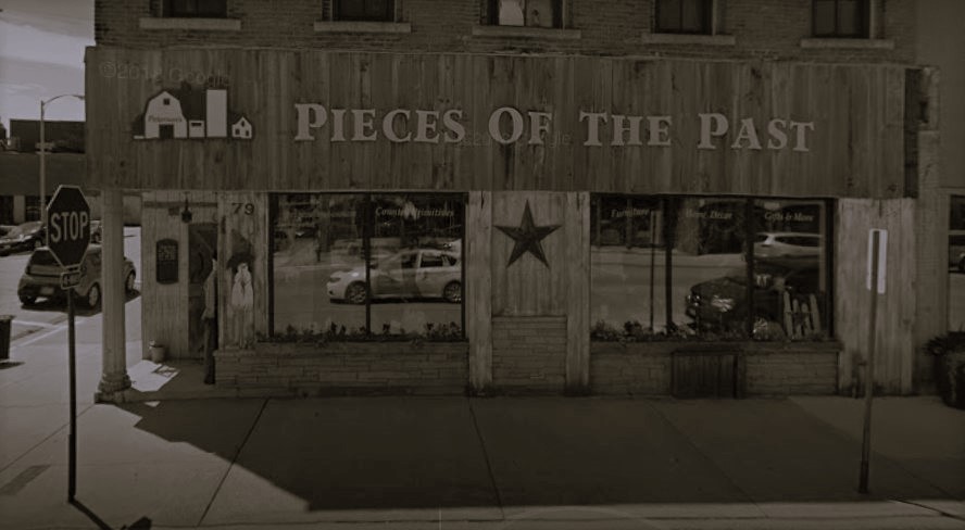  Black and white photo of the modern-day haunted Pieces of The Past building.