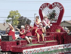 La Crescent Apple Annies