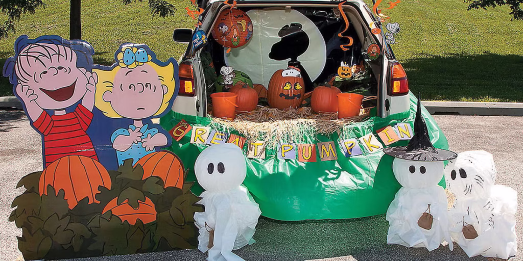 Trunk 'R Treat