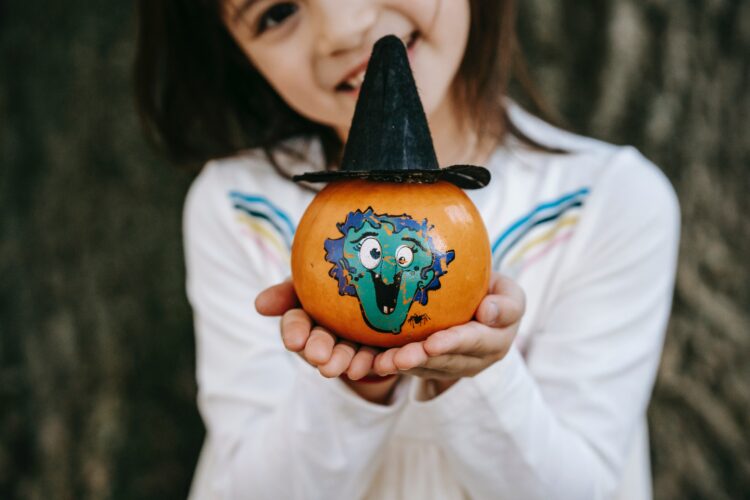 Witches, Pumpkins, and Ghouls, Oh Y!