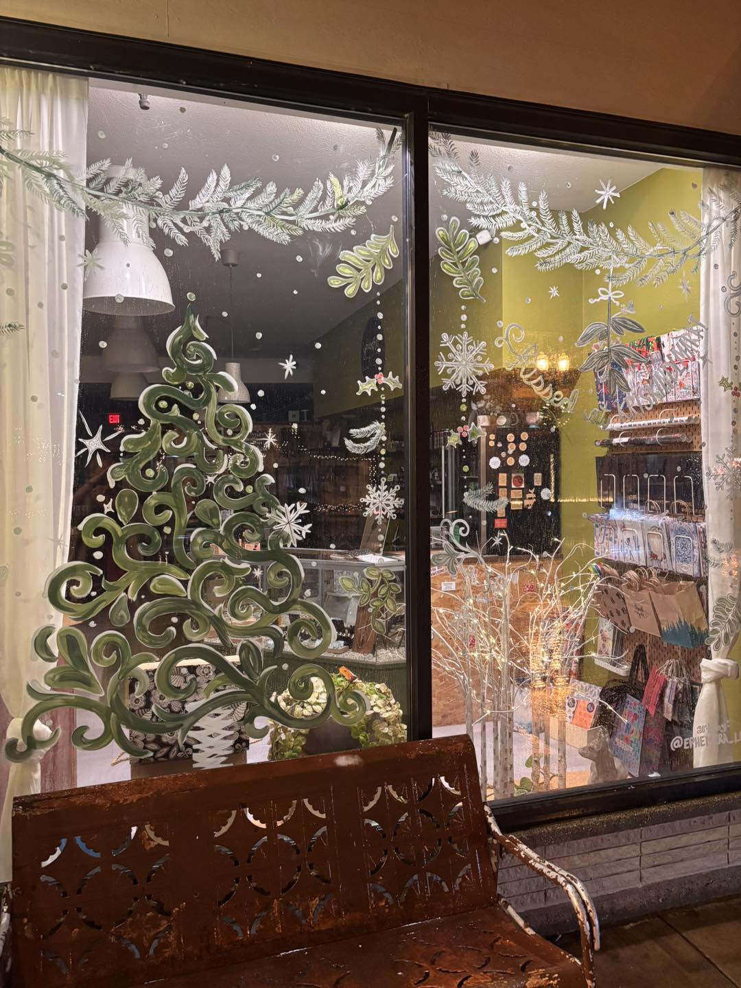 Holiday window display painted by Carrie Bowers of Ephemera Land at KEPS llc